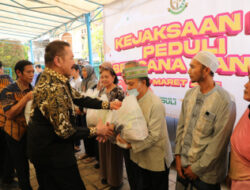 Kejaksaan Peduli, Berikan Bantuan untuk Masyarakat Terdampak Banjir di Bekasi