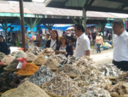 Pemerintah Kabupaten Pakpak Bharat melalui Dinas Koperasi UMKM Pantau Harga dan Stok Kebutuhan Pokok