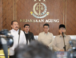 Jaksa Agung Terima Kunjungan Mendes PDT, Bahas Pengelolaan Dana Desa yang Lebih Efektif