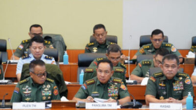 Panglima TNI Hadiri Rapat Dengar Pendapat Dengan Komisi I DPR RI Bahas Revisi UU TNI