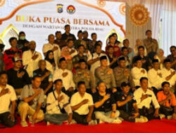 Jelang Akhir Masa Jabatan, Kapolda Riau Buka Puasa Bersama Awak Media