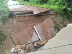 Jalan Poros Tanjung Redeb-Talisayan Rawan Longsor, Masyarakat Di himbau Hati-Hati Berkendara