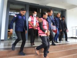 Kejati Kaltim Tahan Dua Tersangka Korupsi Dana Hibah DBON 