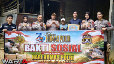 HUT ke-75 Humas Polri, Polres Berau Salurkan Sembako untuk Masyarakat yang Membutuhkan